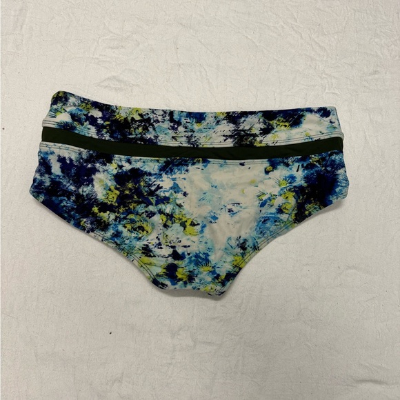 COPY - Athleta tankini. Excellent condition. Flattering fit. - Picture 3 of 5